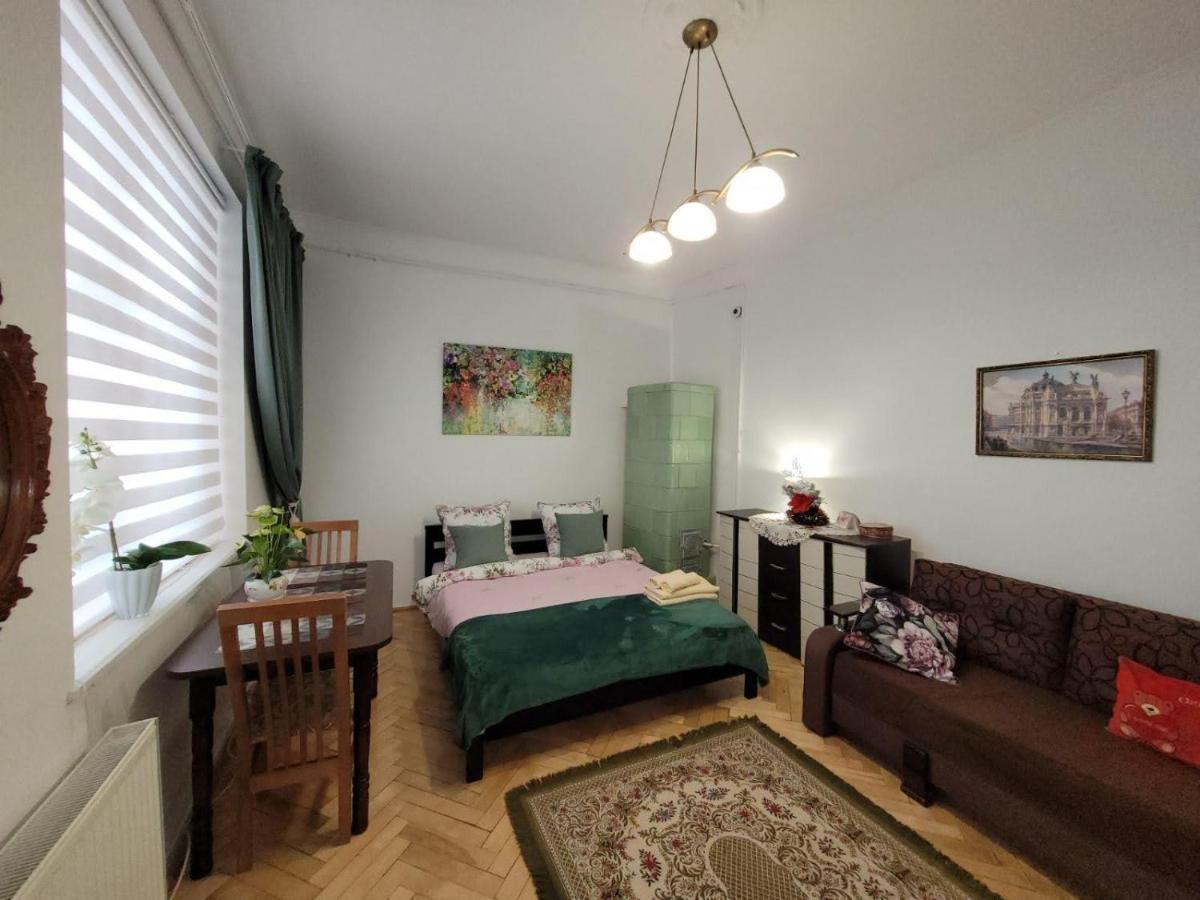 Central Apartment On Rynok Square Lviv Kültér fotó